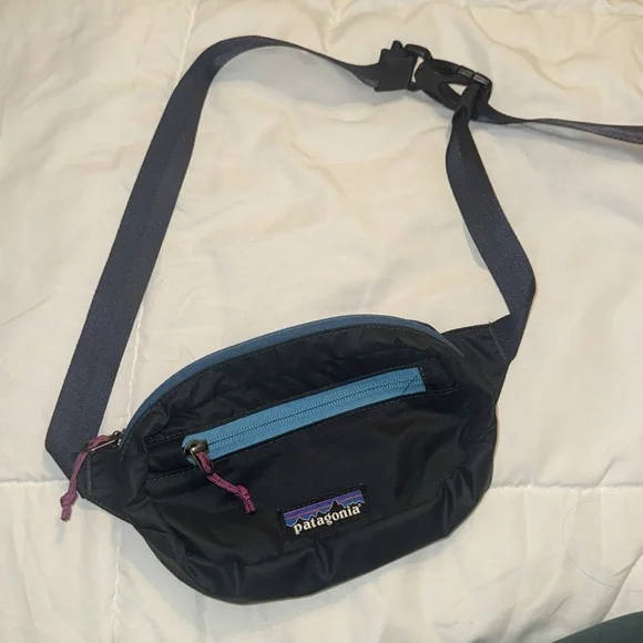 Patagonia Navy Blue Belt Bag - Picture 5 of 8